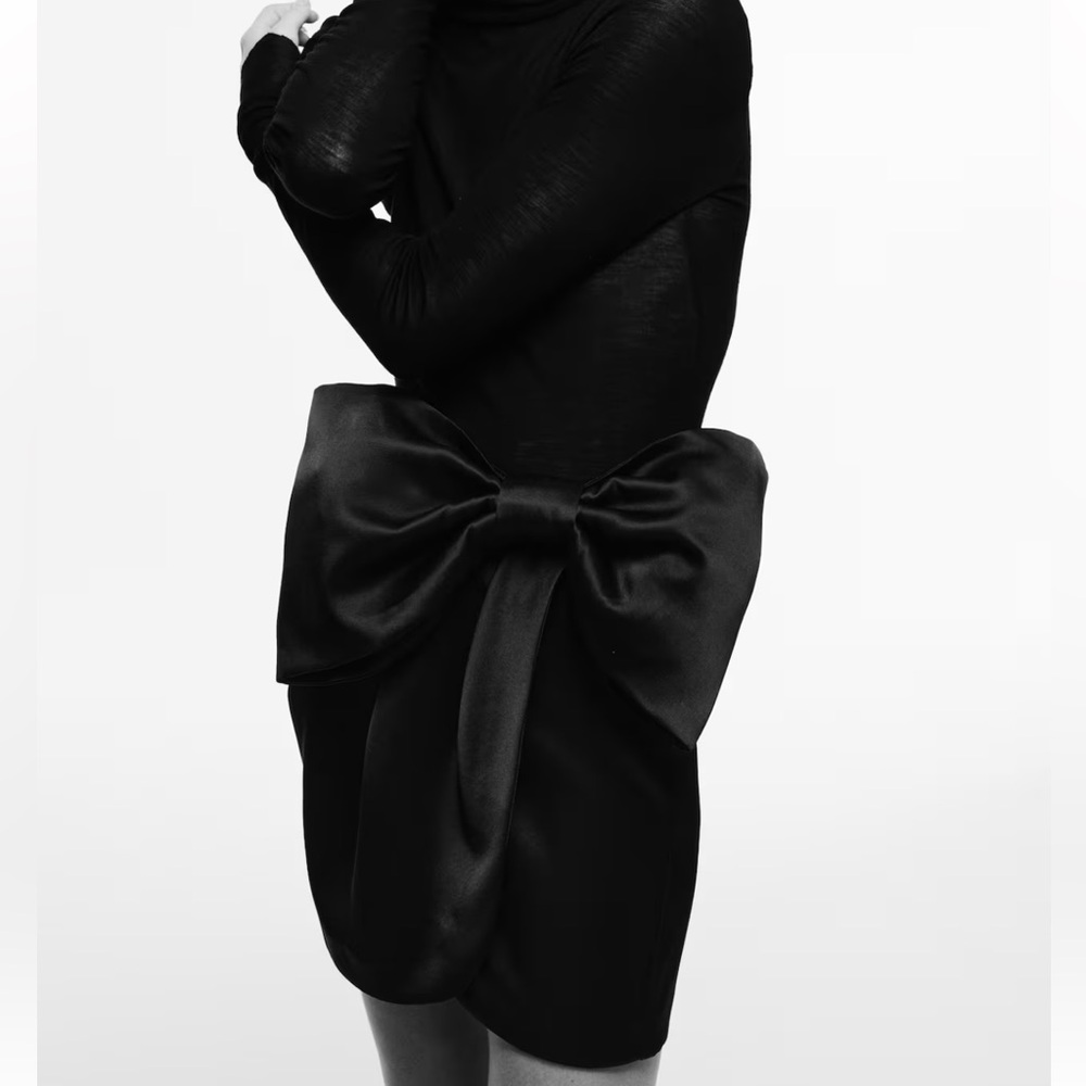 H&M Bow skirt